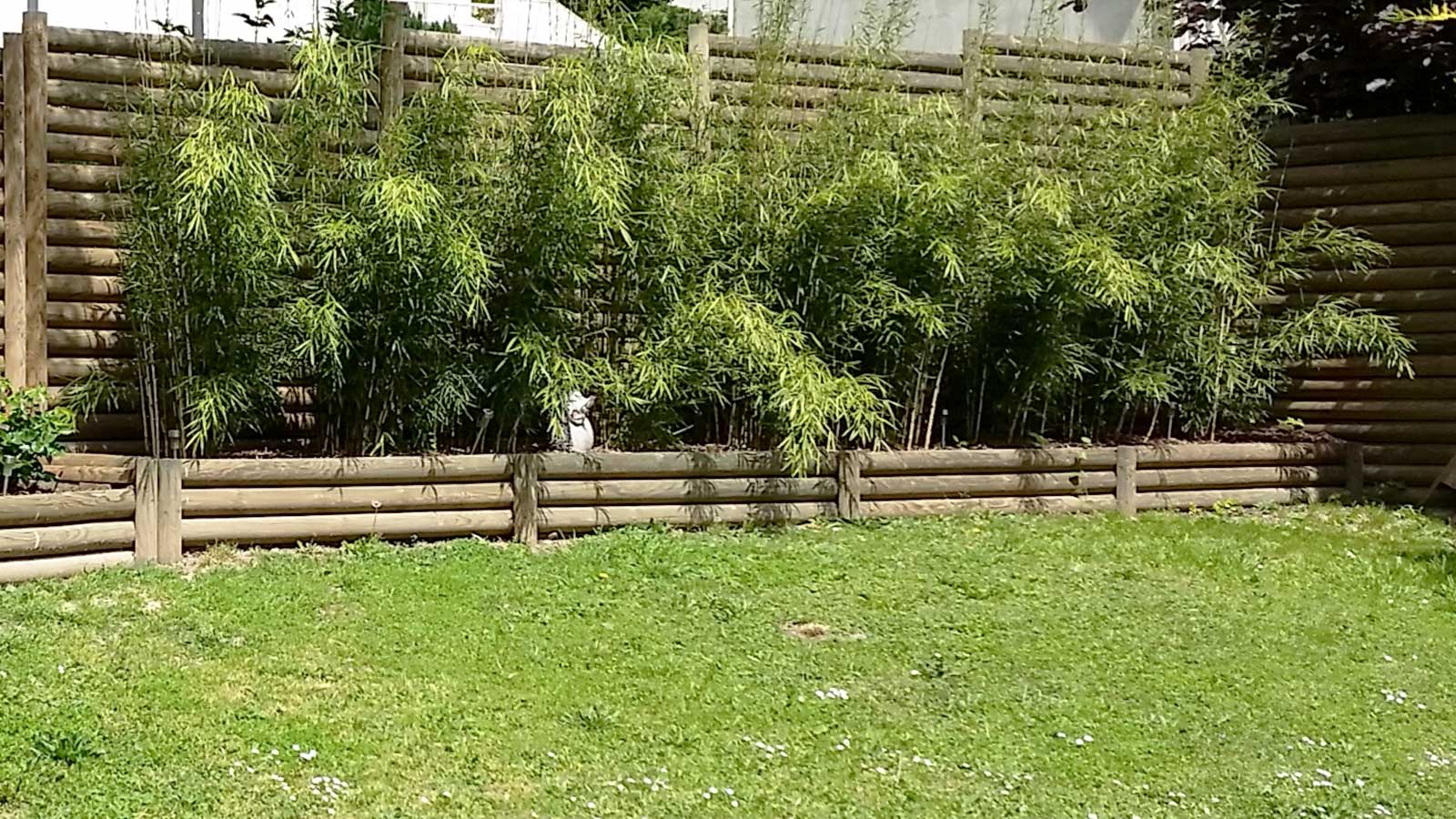 Clôture en demi rondin 3 - Réalisation VB Jardin